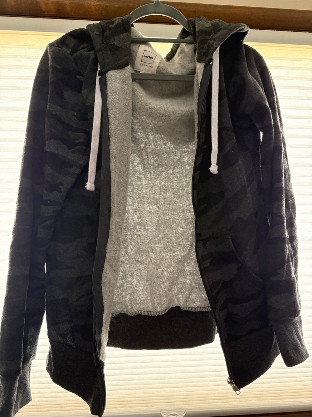 Reflex Women's Black Camo Hooded Zip-Up Sweatshirt